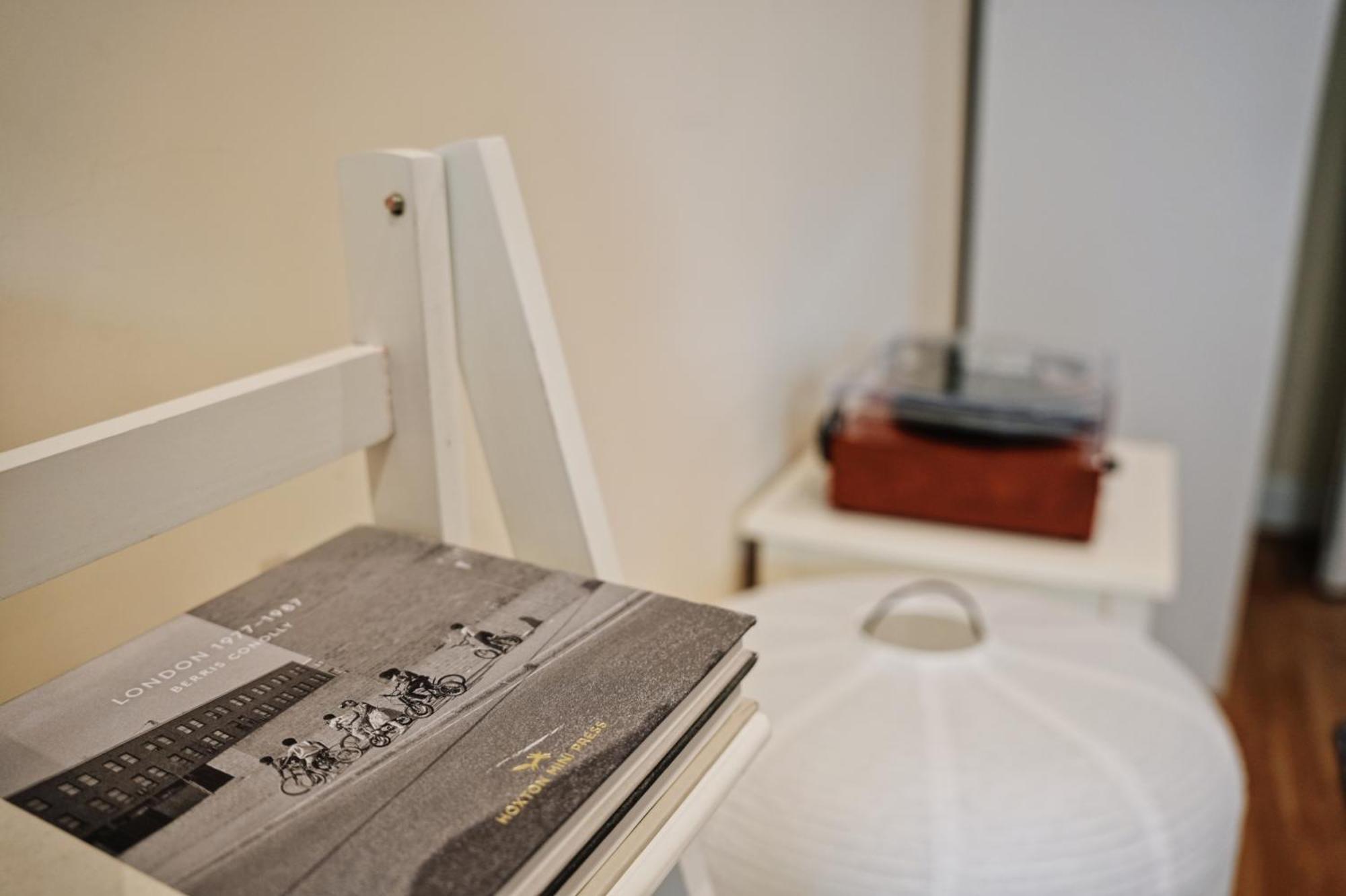 Appartamento The Chic Townhouse In Kings Cross!!! 3 Floors Londra Esterno foto