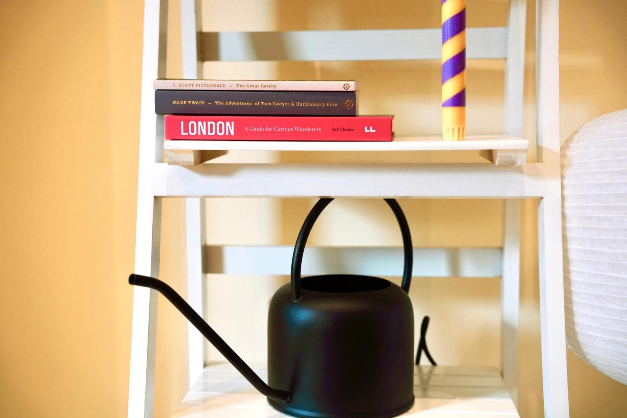 Appartamento The Chic Townhouse In Kings Cross!!! 3 Floors Londra Esterno foto