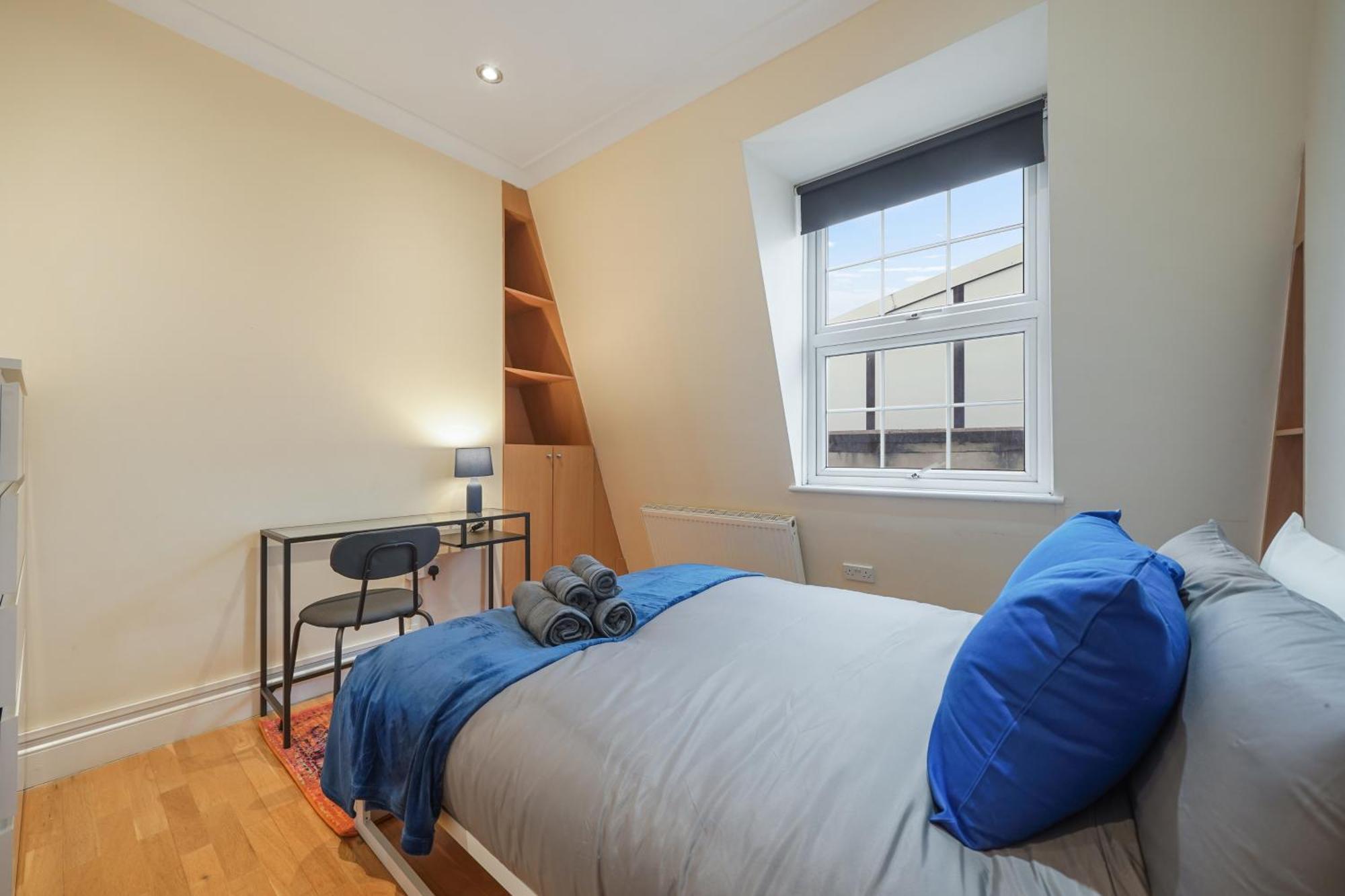 Appartamento The Chic Townhouse In Kings Cross!!! 3 Floors Londra Esterno foto