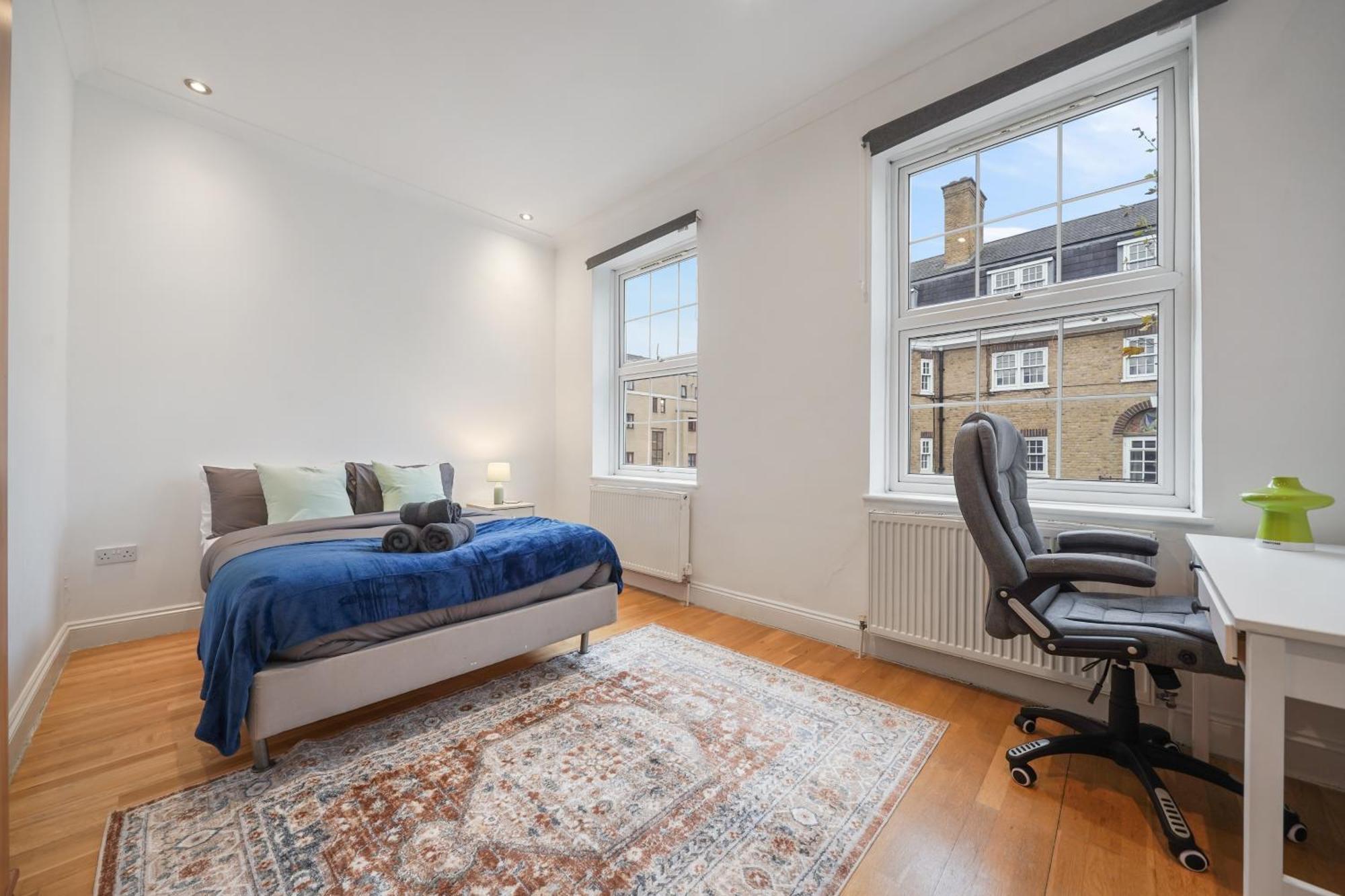 Appartamento The Chic Townhouse In Kings Cross!!! 3 Floors Londra Esterno foto