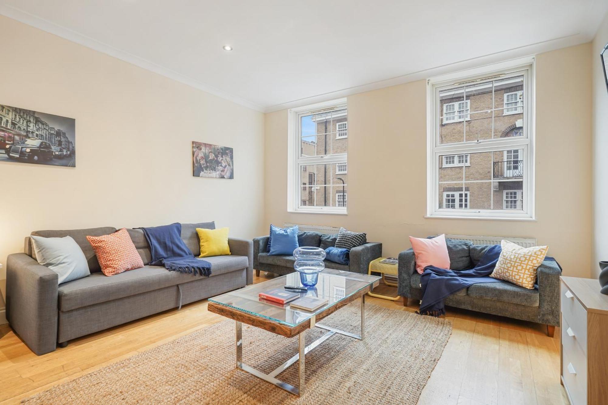 Appartamento The Chic Townhouse In Kings Cross!!! 3 Floors Londra Esterno foto