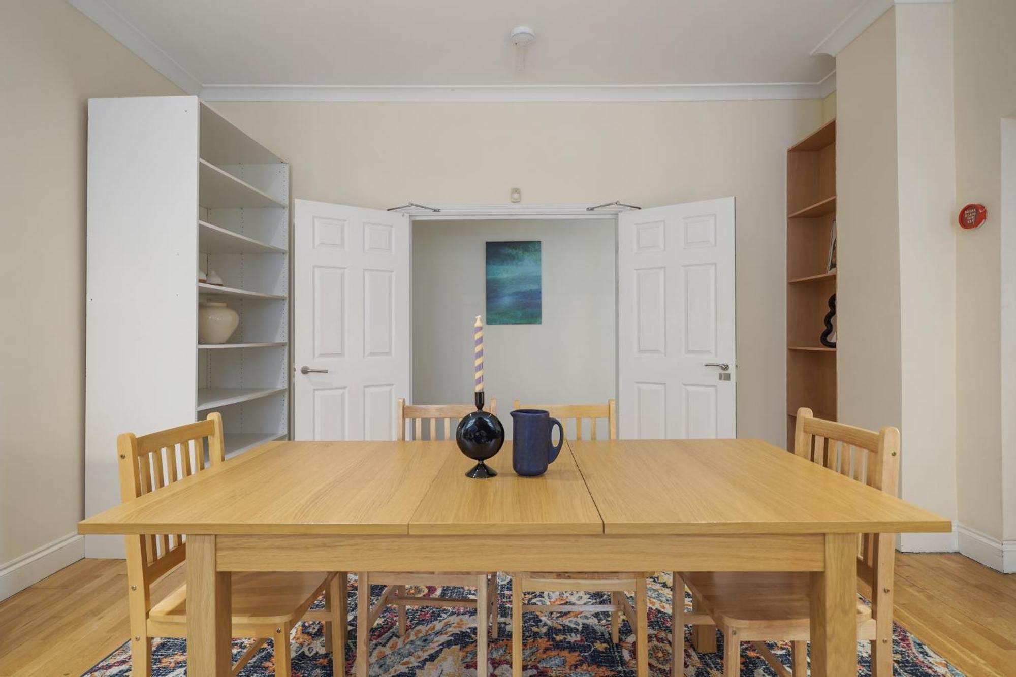 Appartamento The Chic Townhouse In Kings Cross!!! 3 Floors Londra Esterno foto