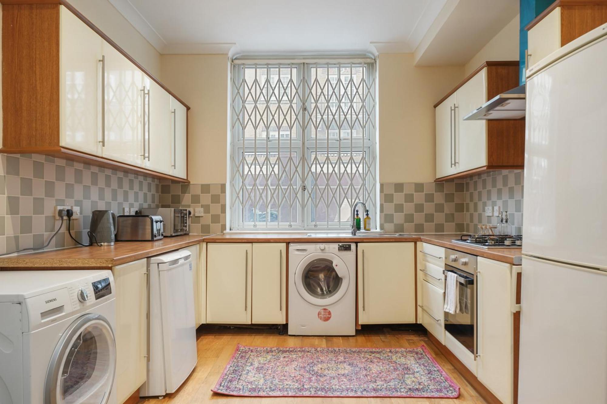 Appartamento The Chic Townhouse In Kings Cross!!! 3 Floors Londra Esterno foto