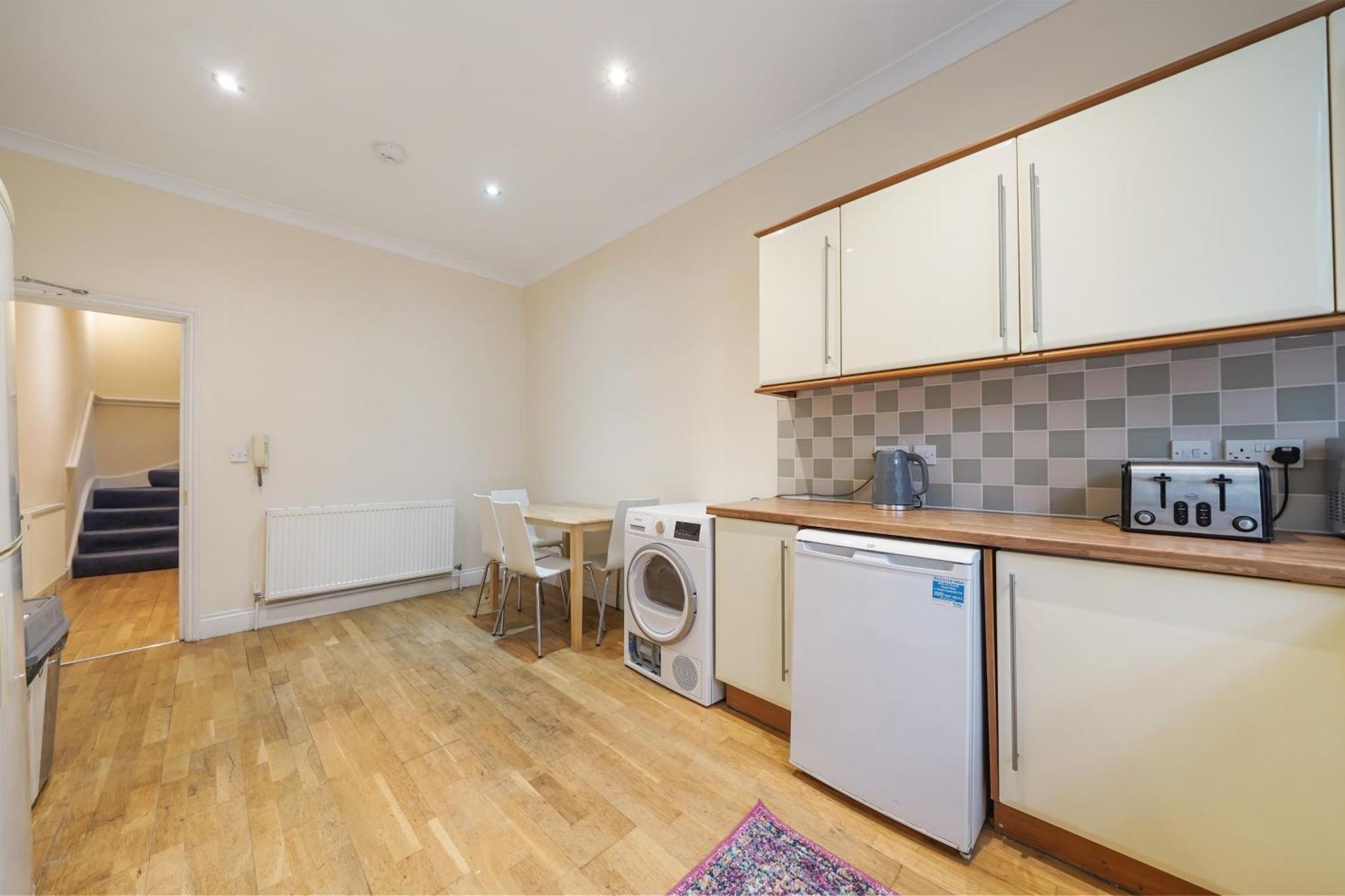 Appartamento The Chic Townhouse In Kings Cross!!! 3 Floors Londra Esterno foto