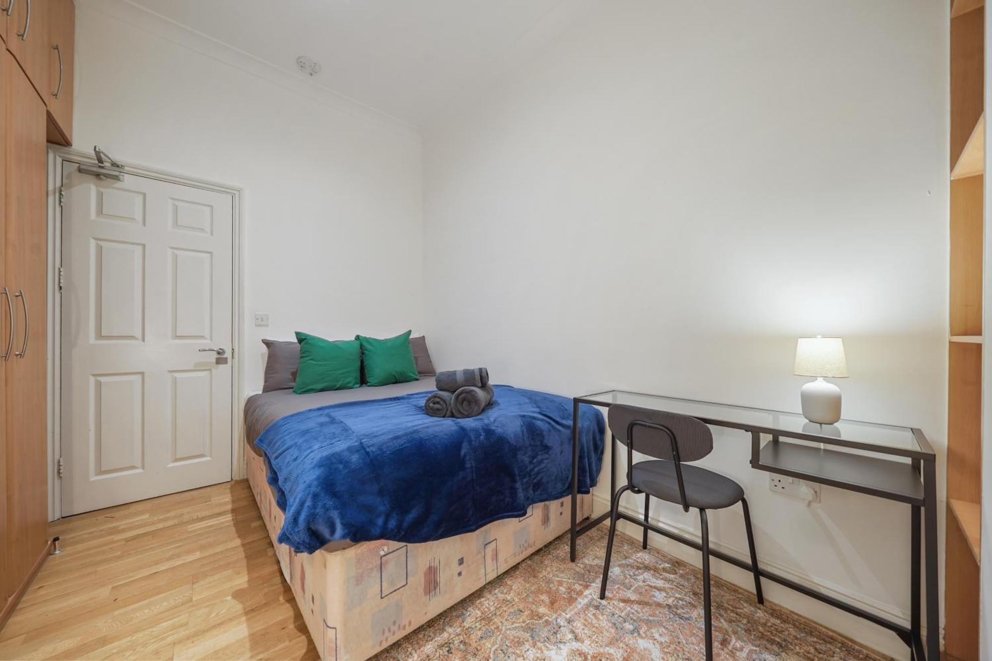 Appartamento The Chic Townhouse In Kings Cross!!! 3 Floors Londra Esterno foto