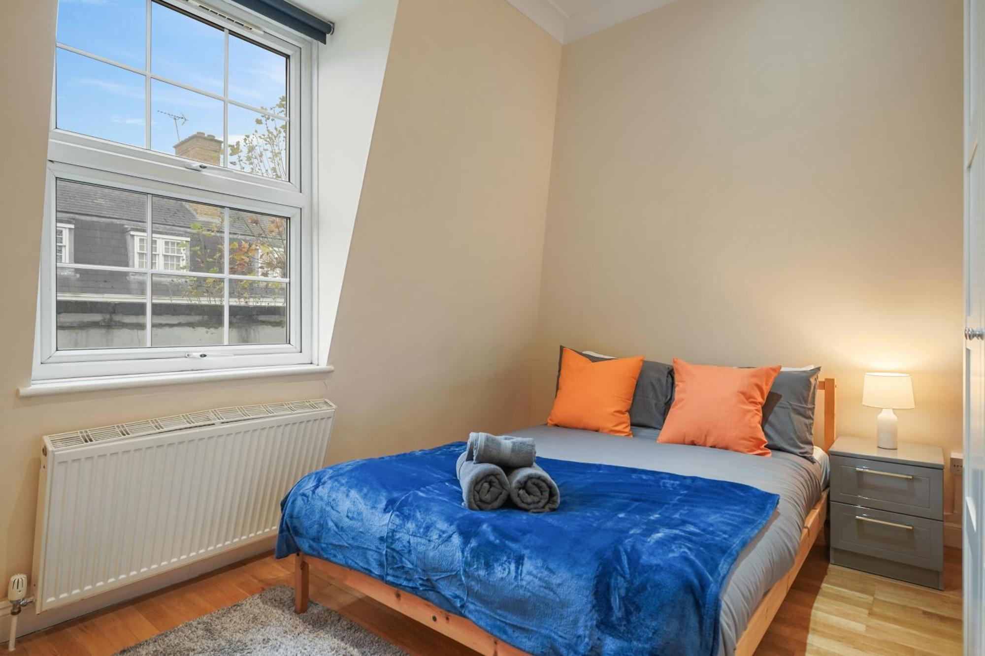 Appartamento The Chic Townhouse In Kings Cross!!! 3 Floors Londra Esterno foto
